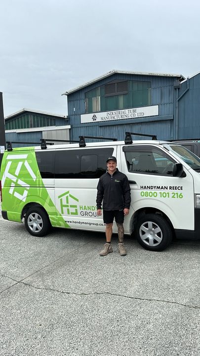 5 Essential Home Maintenance Tasks a Handyman Can Help With Before Winter